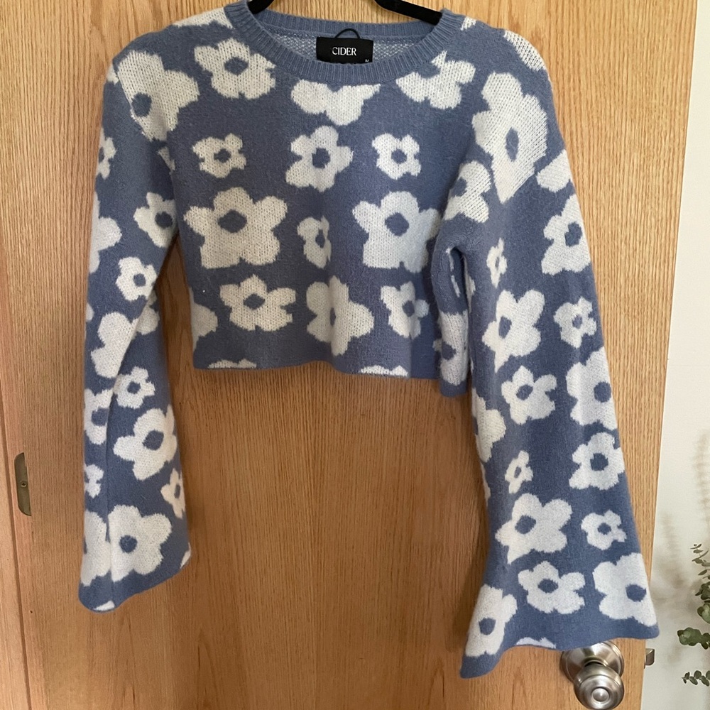 Cropped Floral Sweater